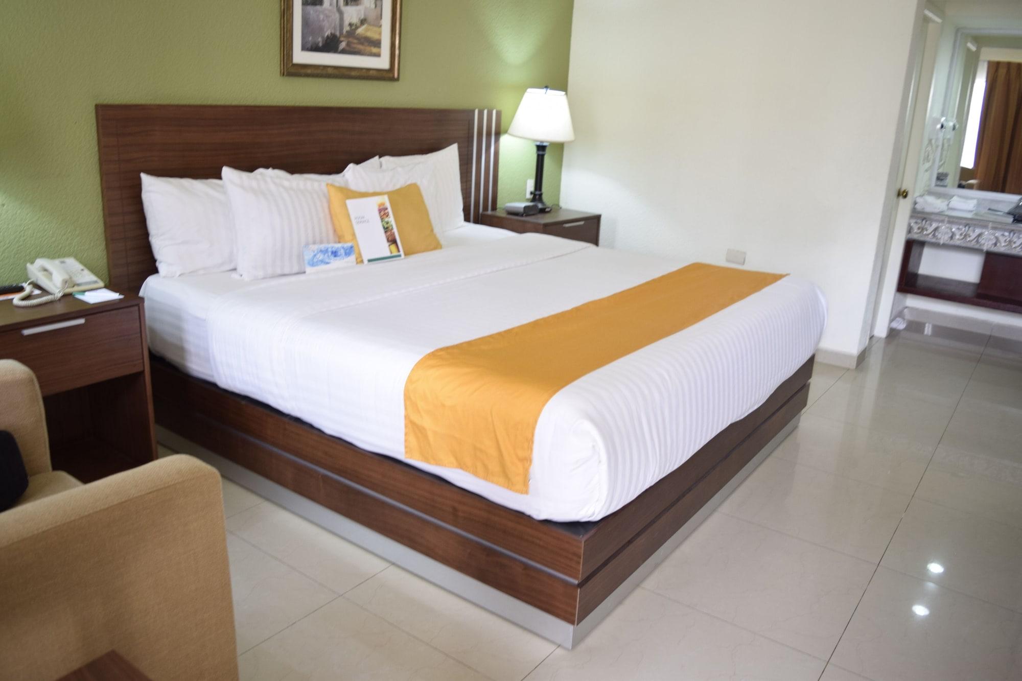 Quality Inn Ciudad Obregon Ngoại thất bức ảnh