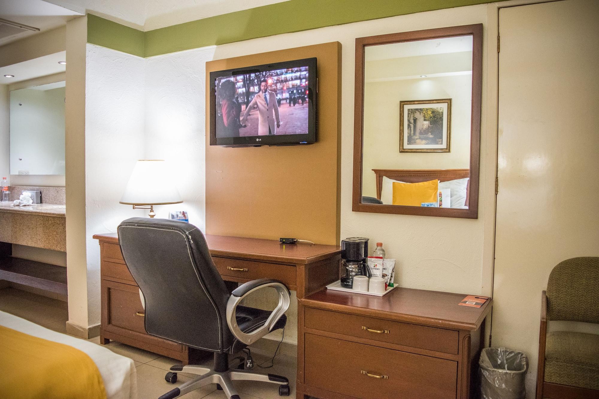 Quality Inn Ciudad Obregon Ngoại thất bức ảnh